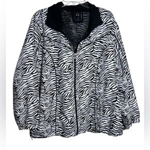 Activology 1X Womens Black & White Zebra Print Mesh Lined Full-Zip Jacket pocket